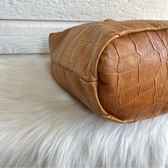 • AMERICAN LEATHER CO. Tan Embossed leather Hobo Shoulder Bag Lenox Hampton - Picture 9 of 11